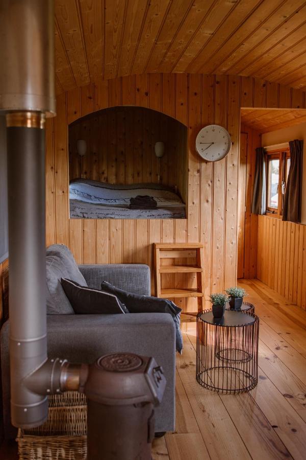 De La Rue Pipowagens Hotel Sleeuwijk ภายนอก รูปภาพ