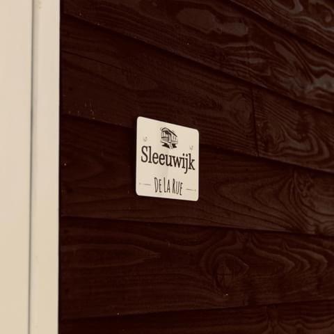 De La Rue Pipowagens Hotel Sleeuwijk ภายนอก รูปภาพ